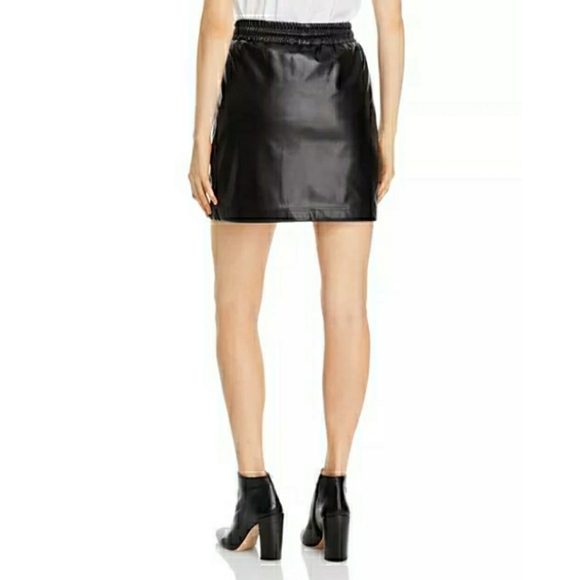 Faux leather miniskirt - Picture 3 of 6